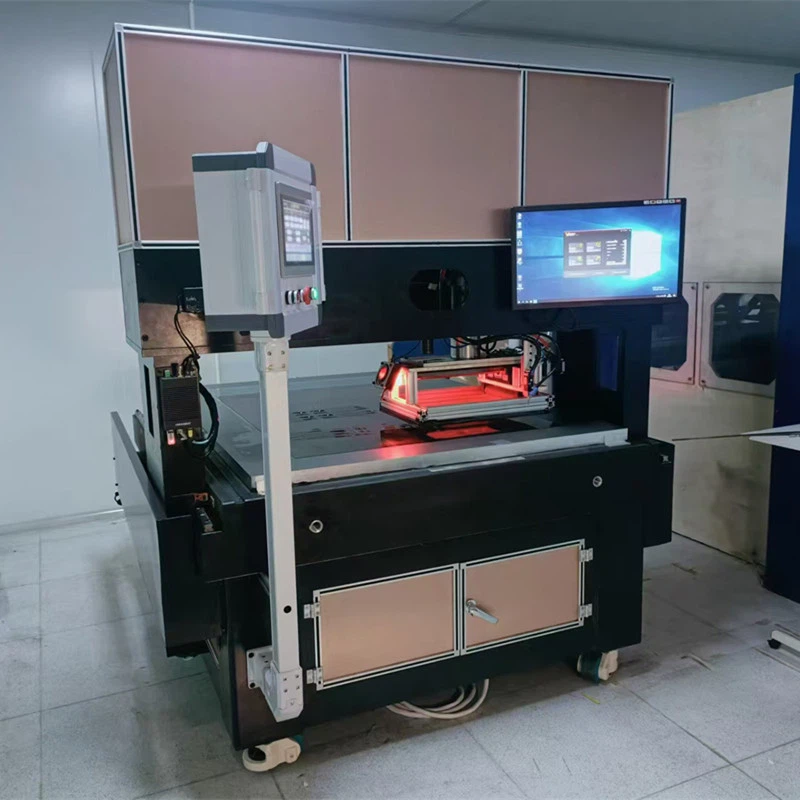 Hologramový UV rekombinační stroj